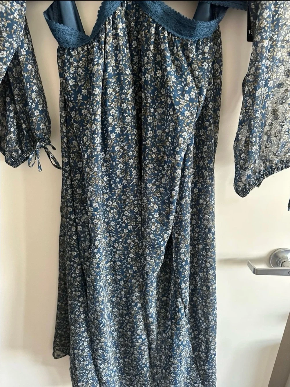 Torrid Boho Festi cut out maxi dress size 2 NWT - Picture 3 of 4